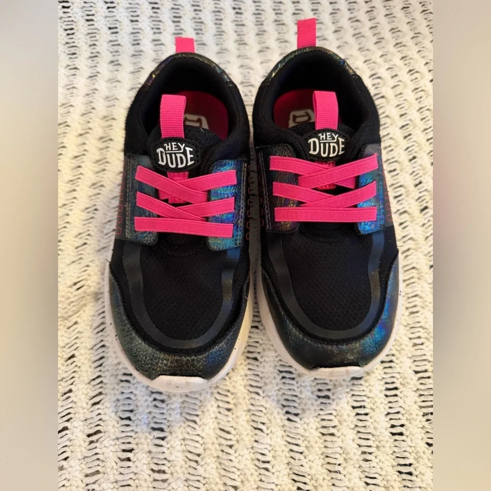 HEY DUDE Gently Used Sirocco Play Pink Black Shimmer Sneaker Shoes Kids Size 1